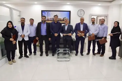 تجلیل از کارکنان واحد برنامهریزی به مناسبت روز آمار و برنامهریزی در شرکت پالایش گاز هویزه خلیجفارس تجلیل از کارکنان واحد برنامهریزی به مناسبت روز آمار و برنامهریزی در شرکت پالایش گاز هویزه خلیجفارس
