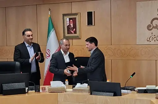 با حکم معاون وزیر نفت/ مهندس اصفهانی مدیر بحران پتروشیمی های منطقه پارس شد با حکم معاون وزیر نفت/ مهندس اصفهانی مدیر بحران پتروشیمی های منطقه پارس شد