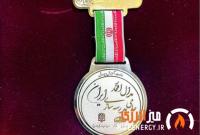 مدال افتخار «حامی مدرسهسازی ایران» به شرکت پتروشیمی فنآوران اهدا شد مدال افتخار «حامی مدرسهسازی ایران» به شرکت پتروشیمی فنآوران اهدا شد