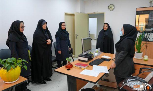 بازدید و گفتوگوی مستقیم با مسئولین دفاتر و منشیهای مناطق نفتخیز جنوب بازدید و گفتوگوی مستقیم با مسئولین دفاتر و منشیهای مناطق نفتخیز جنوب
