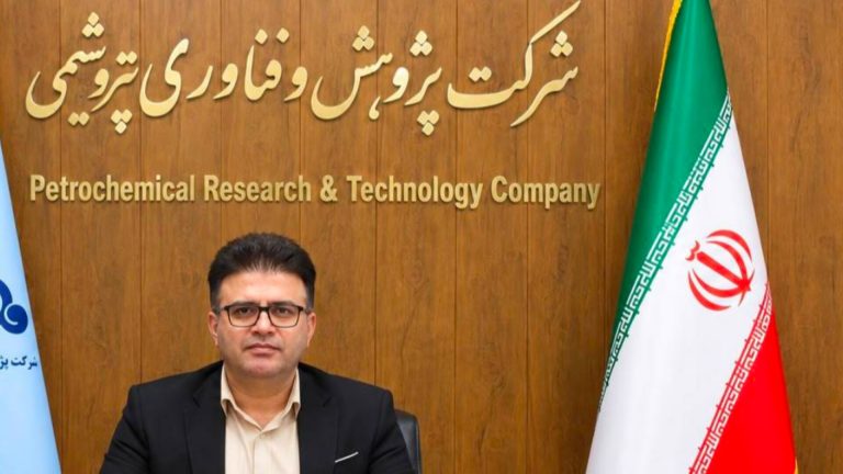 انتصاب پژوهشگر برتر صنعت نفت در پتروشیمی ماهشهر؛ مهدی جلالی کیست؟
