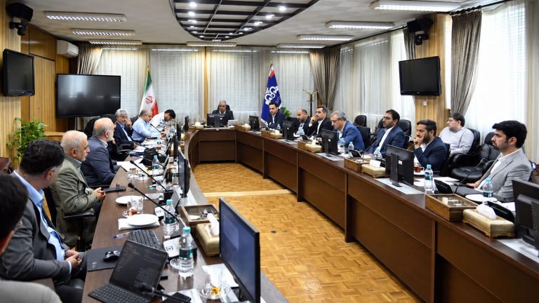 نشست هم‌اندیشی مردمی‌سازی گاز طبیعی از طریق کارورها برگزار شد