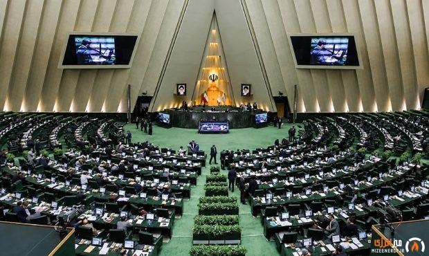 تنظیمگری در صنعت پتروشیمی یکی از عوامل کلیدی توسعه این صنعت است تنظیمگری در صنعت پتروشیمی یکی از عوامل کلیدی توسعه این صنعت است