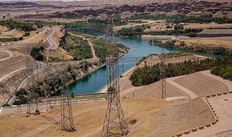 صنعت انرژی ایران چقدر آب مصرف می‌کند؟ از مصرف میلیونی نیروگاه‌ها تا ظرفیت ۵۶ درصدی صرفه‌جویی