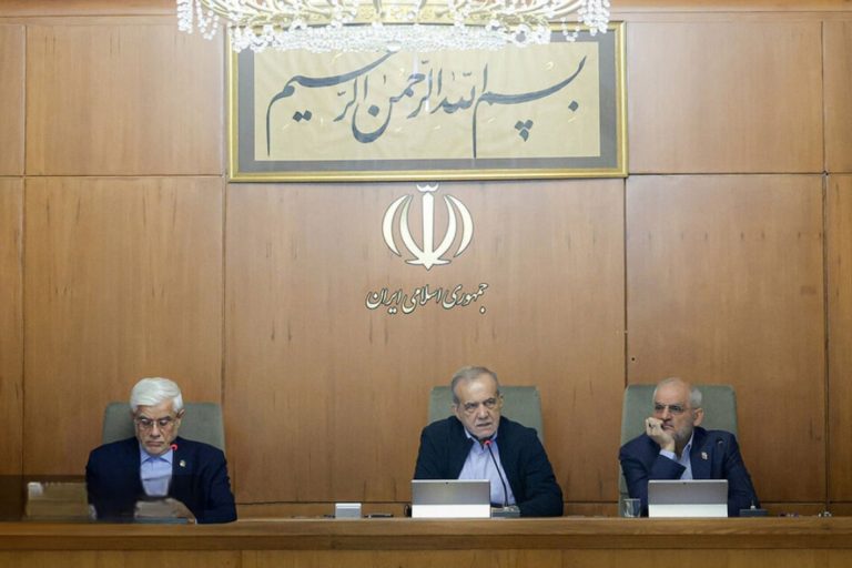 روند بازسازی تأسیسات آسیب‌دیده نفت و گاز بررسی شد