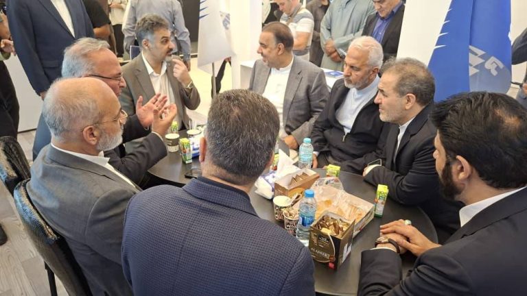 حضور مدیران شستا و تاپیکو در نشست مشترک اقتصادی ایران و افغانستان