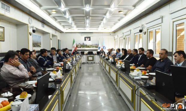 بررسی ظرفیت سازندگان و قطعه‌سازان آذربایجان شرقی برای تأمین نیازهای پتروشیمی تبریز